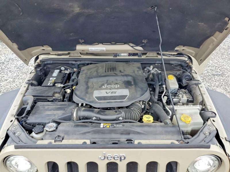 62343786 :رقم المزاد ، 1C4BJWFGXJL860422 vin ، 2018 Jeep Wrangler Unlimited مزاد بيع