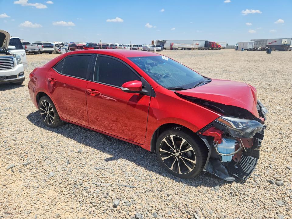 62276096 :رقم المزاد ، 5YFBURHE2JP774825 vin ، 2018 Toyota Corolla مزاد بيع