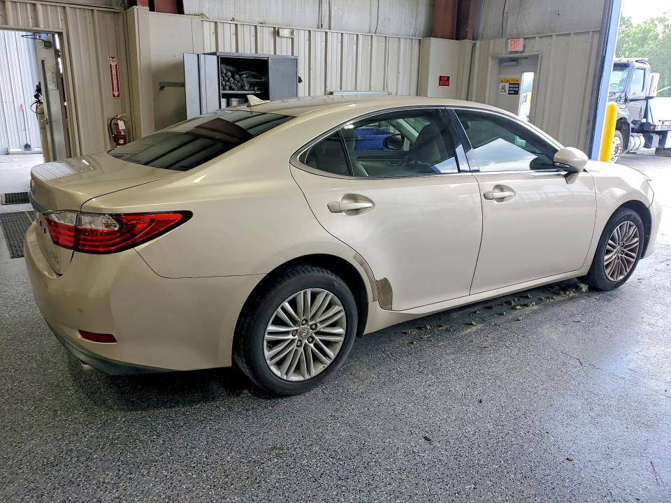 60202726 :رقم المزاد ، JTHBK1GG3D2075215 vin ، 2013 Lexus Es مزاد بيع