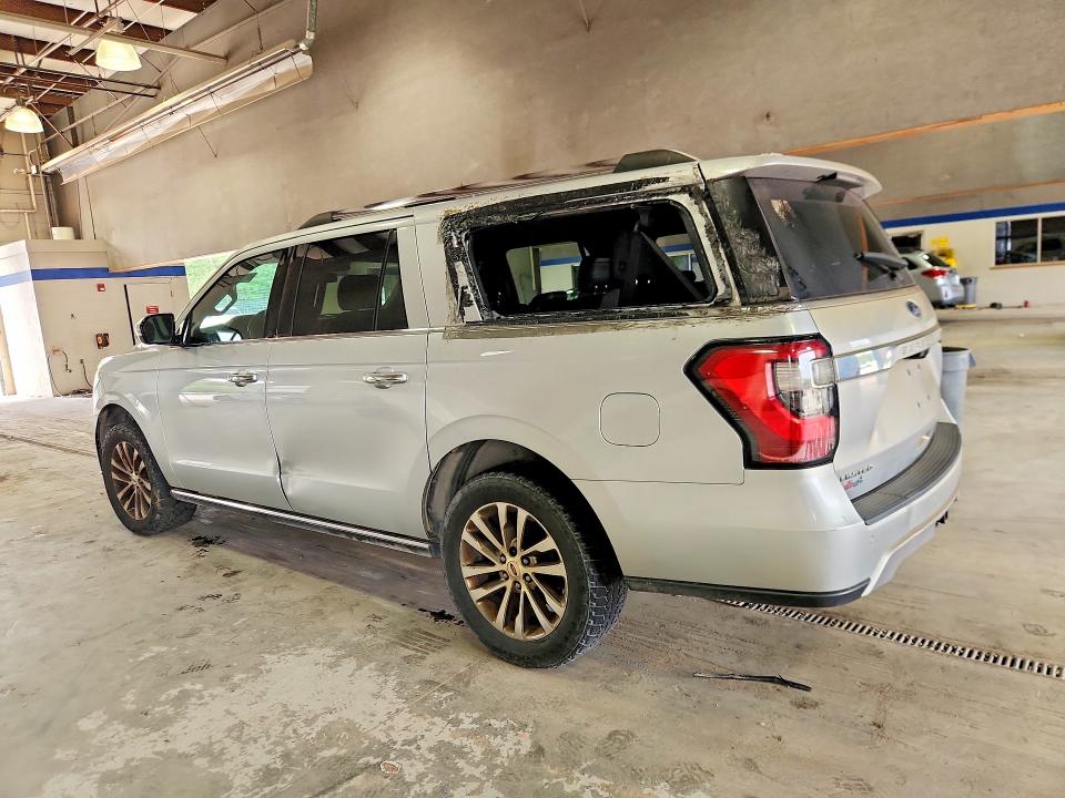 Продажа на аукционе авто 2018 Ford Expedition, vin: 1FMJK1KT2JEA24635, номер лота: 62120106