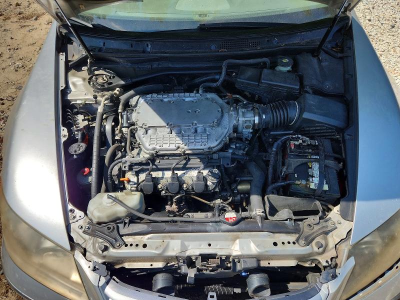 63124596 :رقم المزاد ، JH4KB16576C004953 vin ، 2006 Acura Rl مزاد بيع
