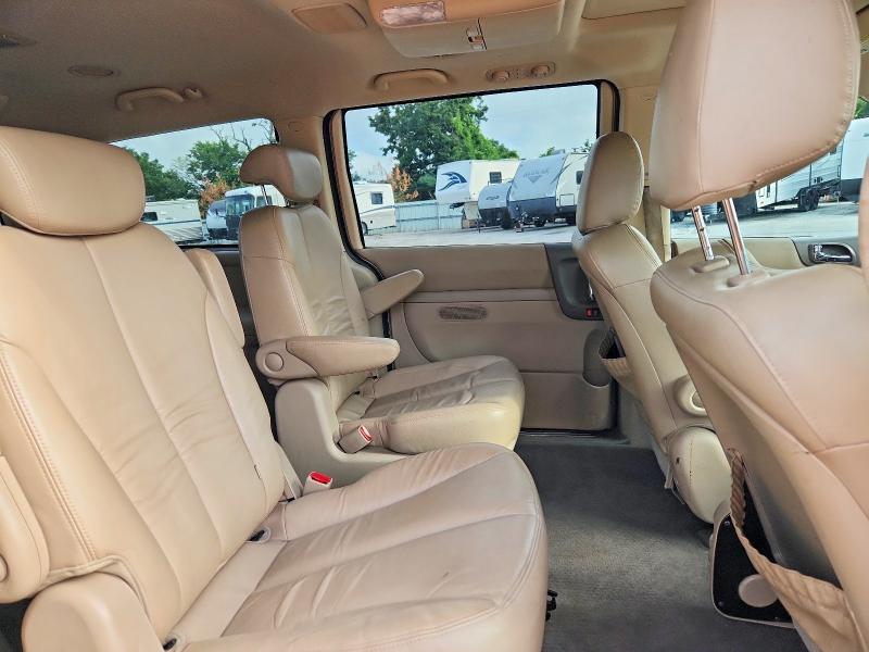61504916 :رقم المزاد ، KNDMH4C36A6330425 vin ، 2010 Kia Sedona مزاد بيع