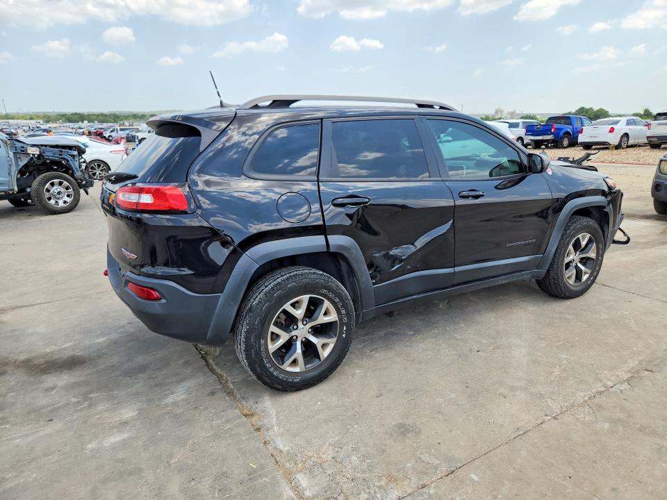 61999206 :رقم المزاد ، 1C4PJMBS8HW569947 vin ، 2017 Jeep Cherokee مزاد بيع