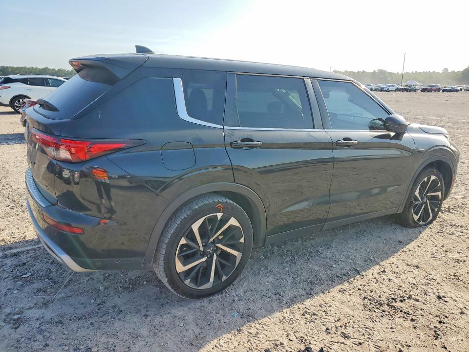 2022 Mitsubishi Outlander მანქანა იყიდება აუქციონზე, vin: JA4J3UA81NZ011500, აუქციონის ნომერი: 62872276