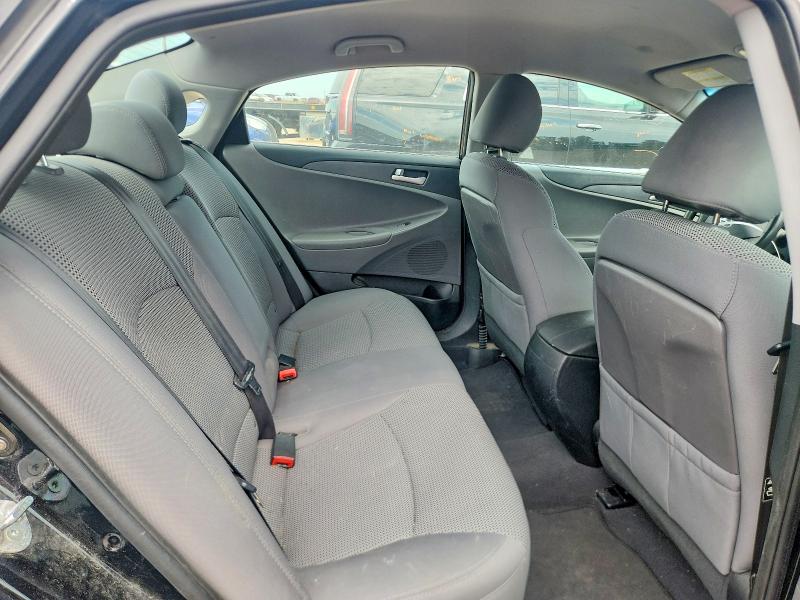 61763766 :رقم المزاد ، 5NPEB4AC8BH257851 vin ، 2011 Hyundai Sonata مزاد بيع