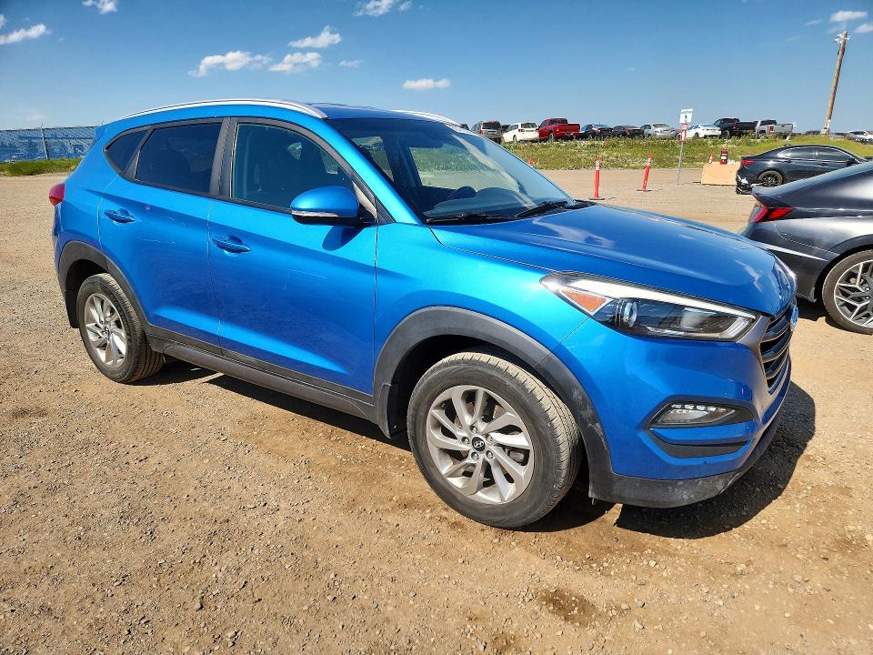 2016 Hyundai Tucson მანქანა იყიდება აუქციონზე, vin: KM8J3CA41GU075884, აუქციონის ნომერი: 63170376