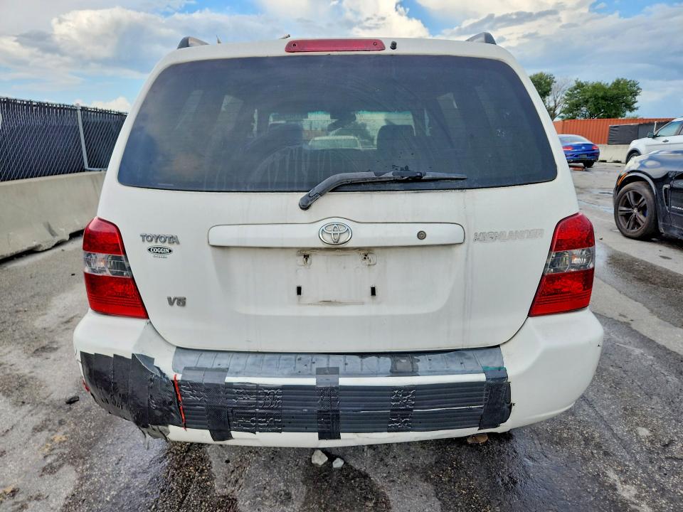 2004 Toyota Highlander მანქანა იყიდება აუქციონზე, vin: JTEGP21A940036574, აუქციონის ნომერი: 61152336