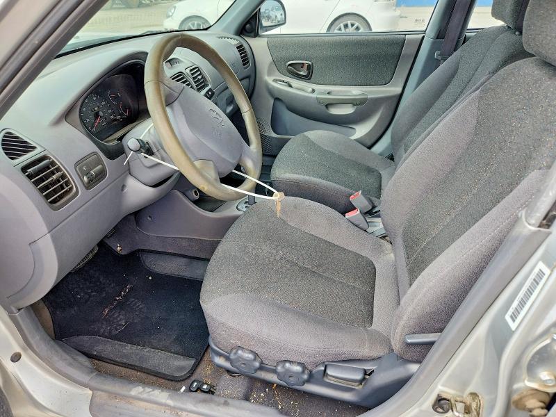 62203886 :رقم المزاد ، KMHCG45C92U336739 vin ، 2002 Hyundai Accent مزاد بيع