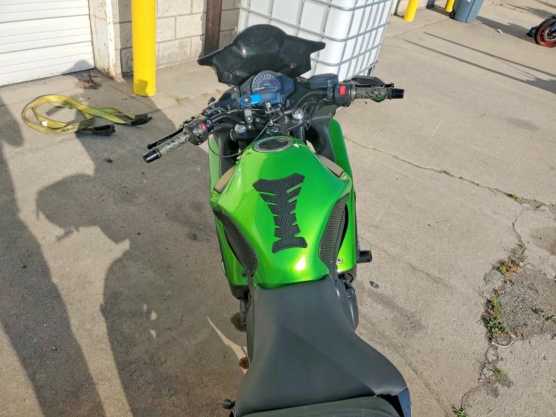 59796996 :رقم المزاد ، JKAEXEE19CDA05918 vin ، 2012 Kawasaki Ex650 مزاد بيع