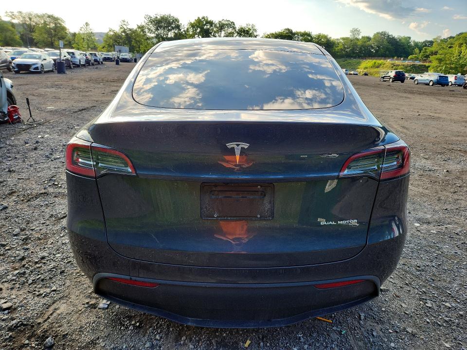 60148206 :رقم المزاد ، 7SAYGDEE8RF988821 vin ، 2024 Tesla Model Y مزاد بيع