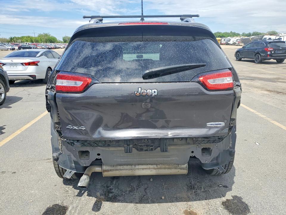 60241216 :رقم المزاد ، 1C4PJMCB5HW634106 vin ، 2017 Jeep Cherokee مزاد بيع