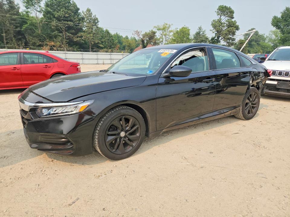 61837476 :رقم المزاد ، 1HGCV1F15JA266406 vin ، 2018 Honda Accord مزاد بيع