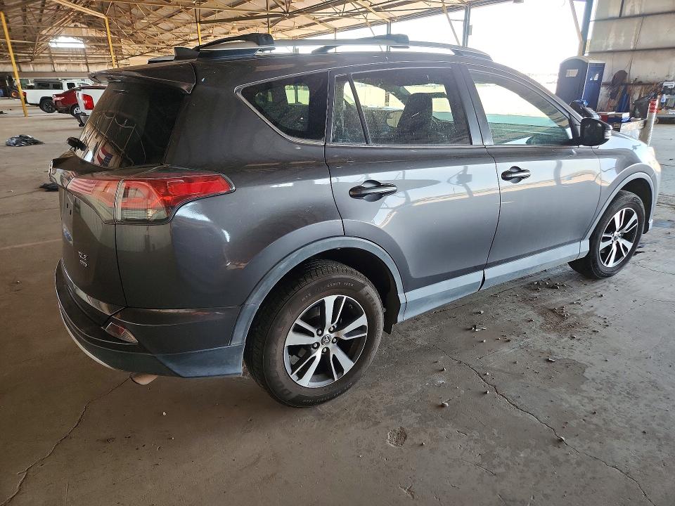Продажа на аукционе авто 2016 Toyota Rav4, vin: 2T3RFREV8GW494676, номер лота: 62704076