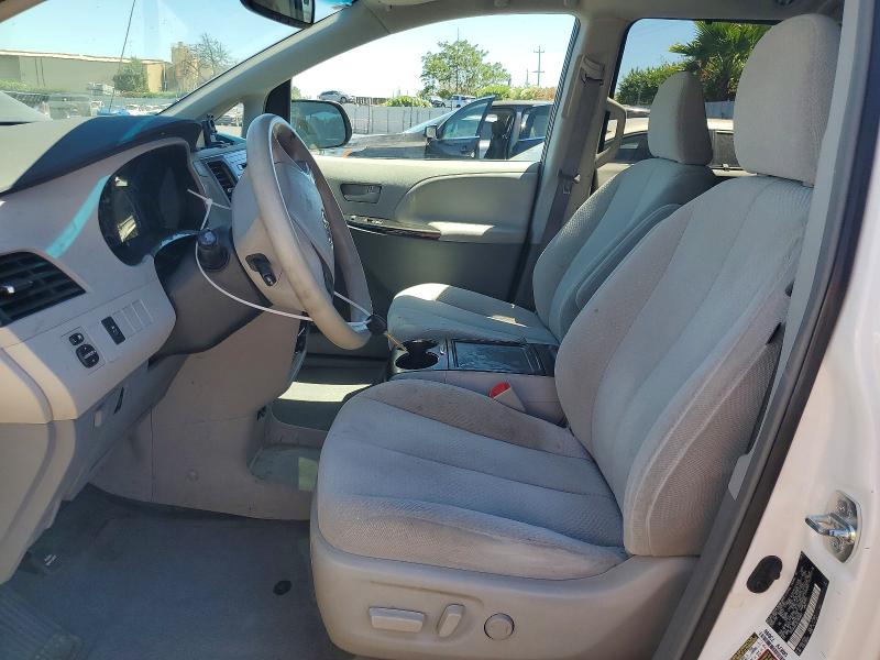 2014 Toyota Sienna მანქანა იყიდება აუქციონზე, vin: 5TDJK3DC3ES084825, აუქციონის ნომერი: 63430766
