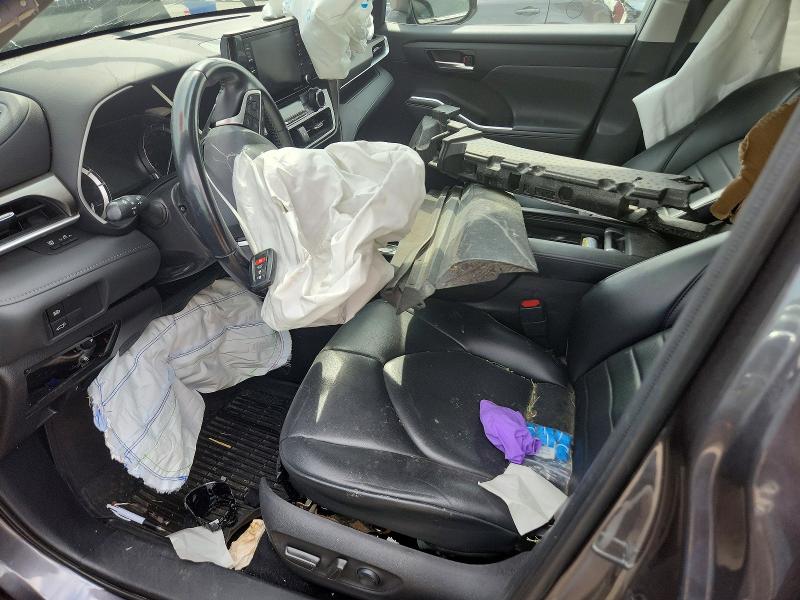 Продажа на аукционе авто 2022 Toyota Highlander, vin: 5TDGZRAH6NS105675, номер лота: 59726076