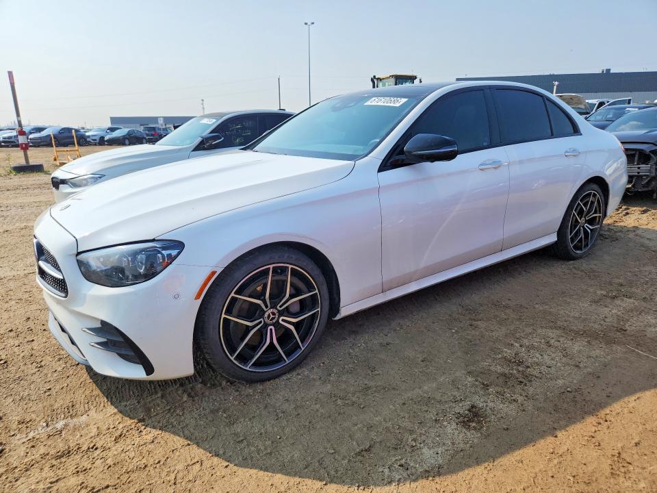 61610686 :رقم المزاد ، W1KZF8EB8NB071589 vin ، 2022 Mercedes-benz E مزاد بيع