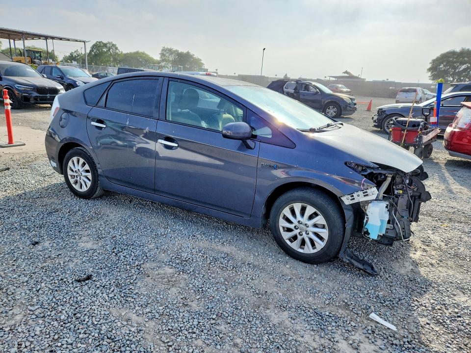 2014 Toyota Prius Plug-in Hybrid მანქანა იყიდება აუქციონზე, vin: JTDKN3DP7E3064478, აუქციონის ნომერი: 62874056