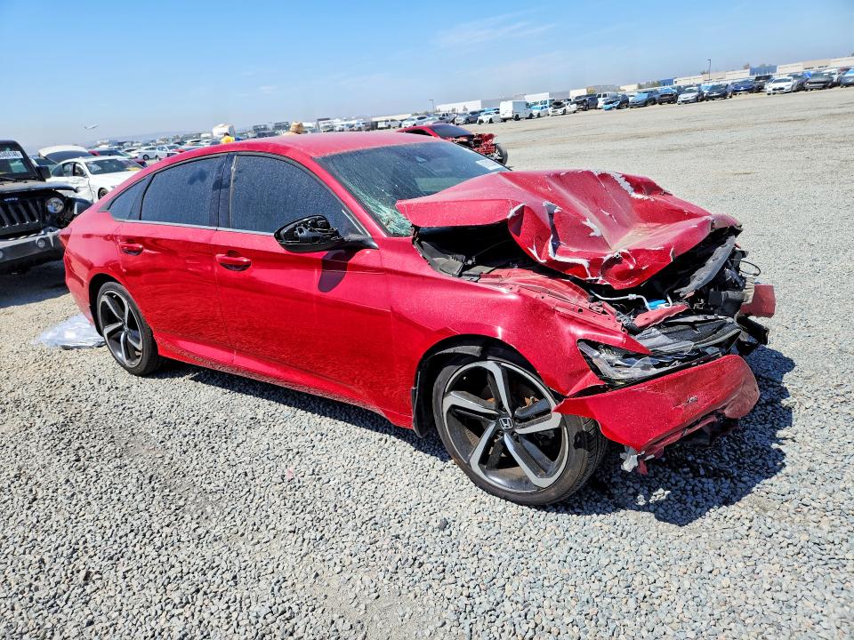61818346 :رقم المزاد ، 1HGCV1F39JA118728 vin ، 2018 Honda Accord مزاد بيع