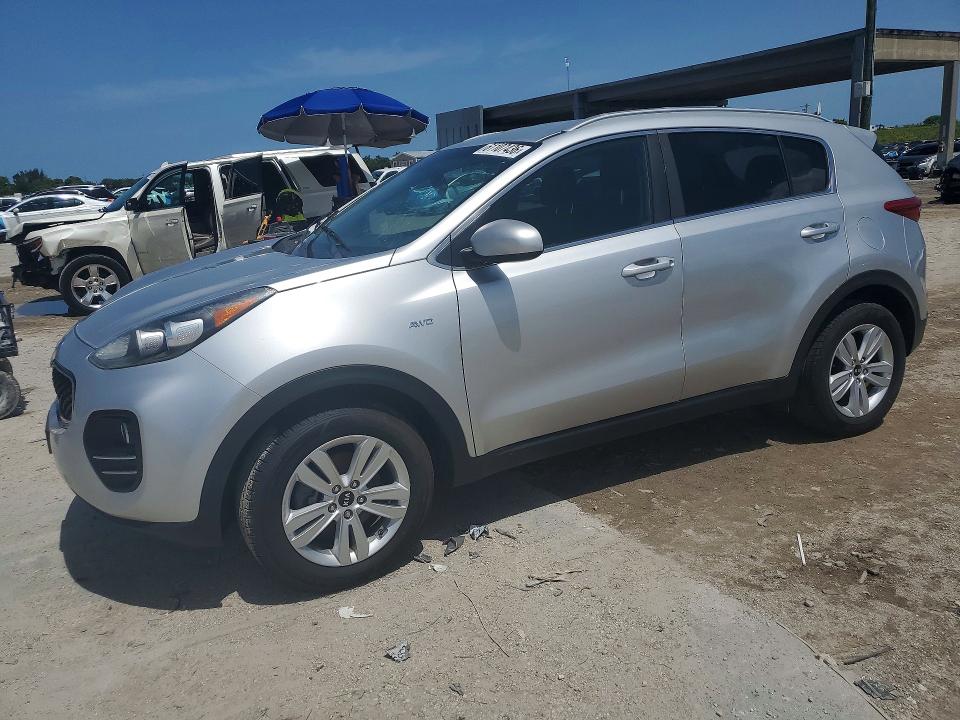 Продажа на аукционе авто 2018 Kia Sportage, vin: KNDPMCAC5J7446196, номер лота: 61107436