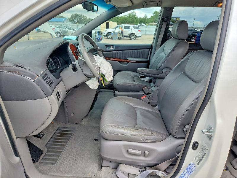 Aukcja sprzedaży 2004 Toyota Sienna, vin: 5TDBA22C04S004268, numer aukcji: 61682026