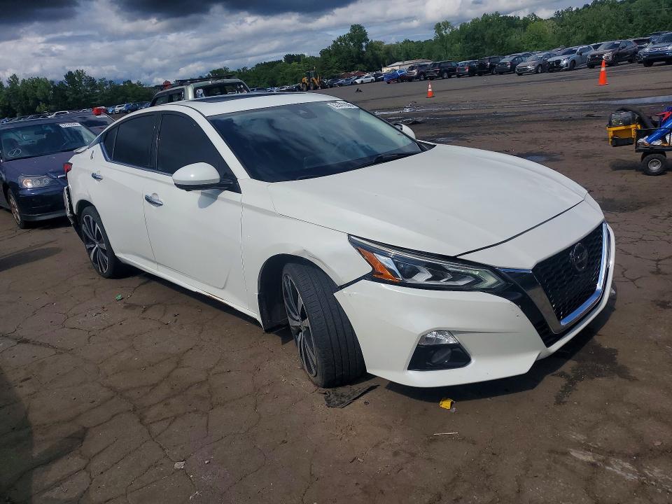 63347056 :رقم المزاد ، 1N4BL4FW6KC156358 vin ، 2019 Nissan Altima مزاد بيع