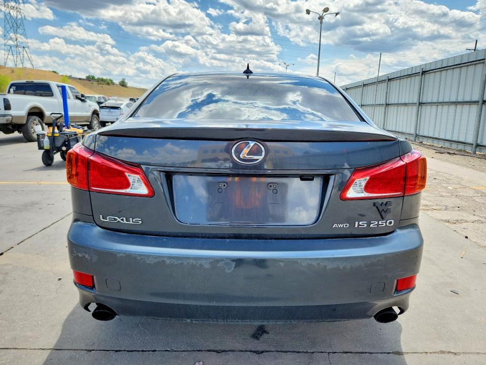 61393526 :رقم المزاد ، JTHCF5C2XA5038683 vin ، 2010 Lexus Is مزاد بيع