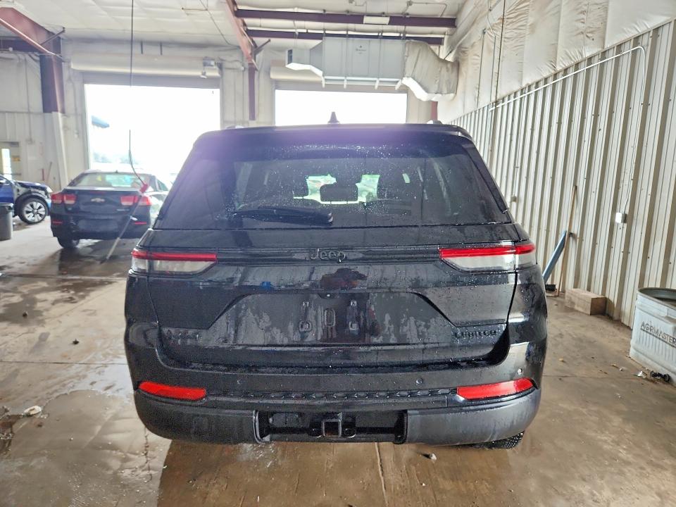 2024 Jeep Grand Cherokee მანქანა იყიდება აუქციონზე, vin: 1C4RJHBGXR8558756, აუქციონის ნომერი: 61713396