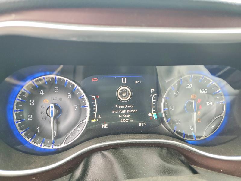 60134156 :رقم المزاد ، 2C4RC1GG8LR290165 vin ، 2020 Chrysler Pacifica مزاد بيع