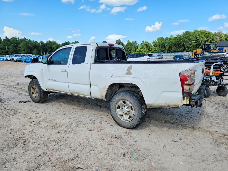 Продаж на аукціоні авто 2016 Toyota Tacoma, vin: 5TFSZ5AN6GX008630, номер лоту: 61070356