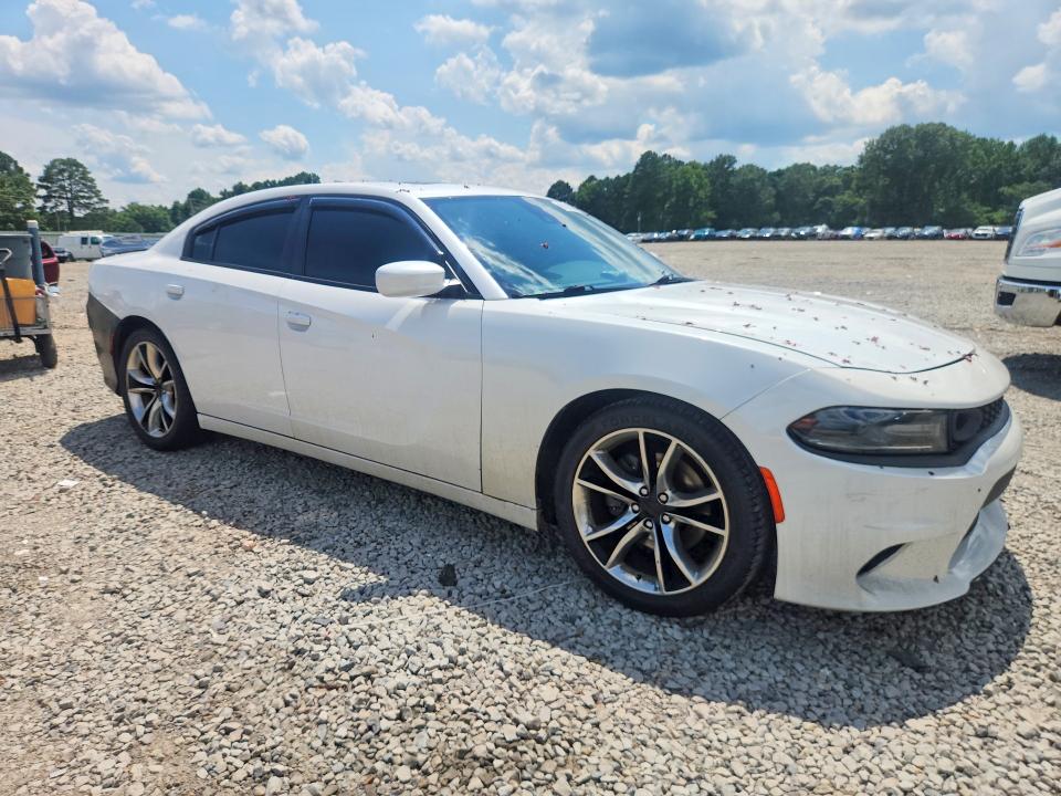 60326076 :رقم المزاد ، 2C3CDXCT4FH880354 vin ، 2015 Dodge Charger مزاد بيع