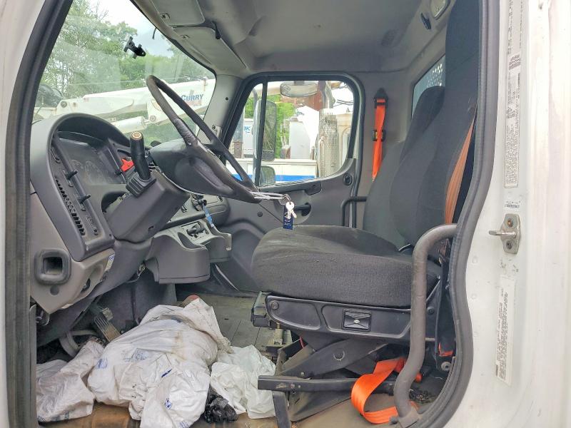 Продажа на аукционе авто 2016 Freightliner M2, vin: 3ALACXDT2GDGV6363, номер лота: 64343916