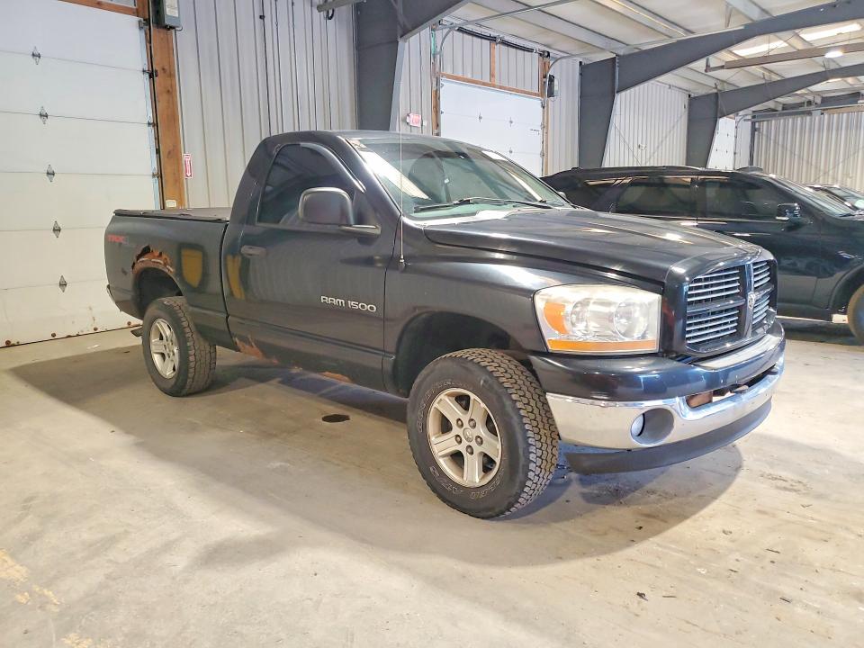 60956966 :رقم المزاد ، 1D7HU16NX6J118212 vin ، 2006 Dodge Ram 1500 مزاد بيع