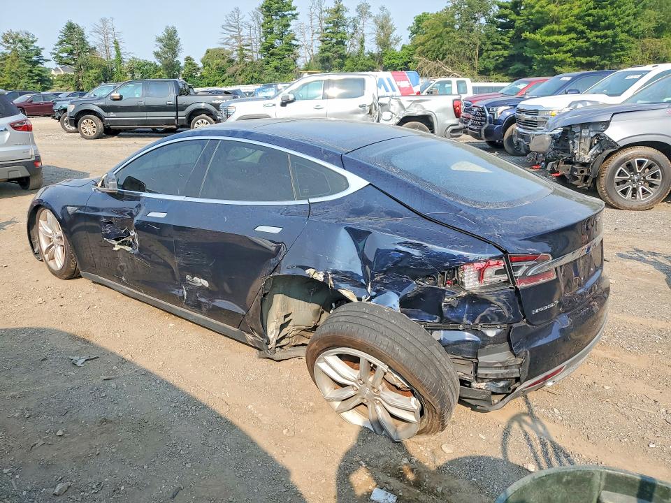 Продажа на аукционе авто 2013 Tesla Model S, vin: 5YJSA1CN9DFP05163, номер лота: 62832376