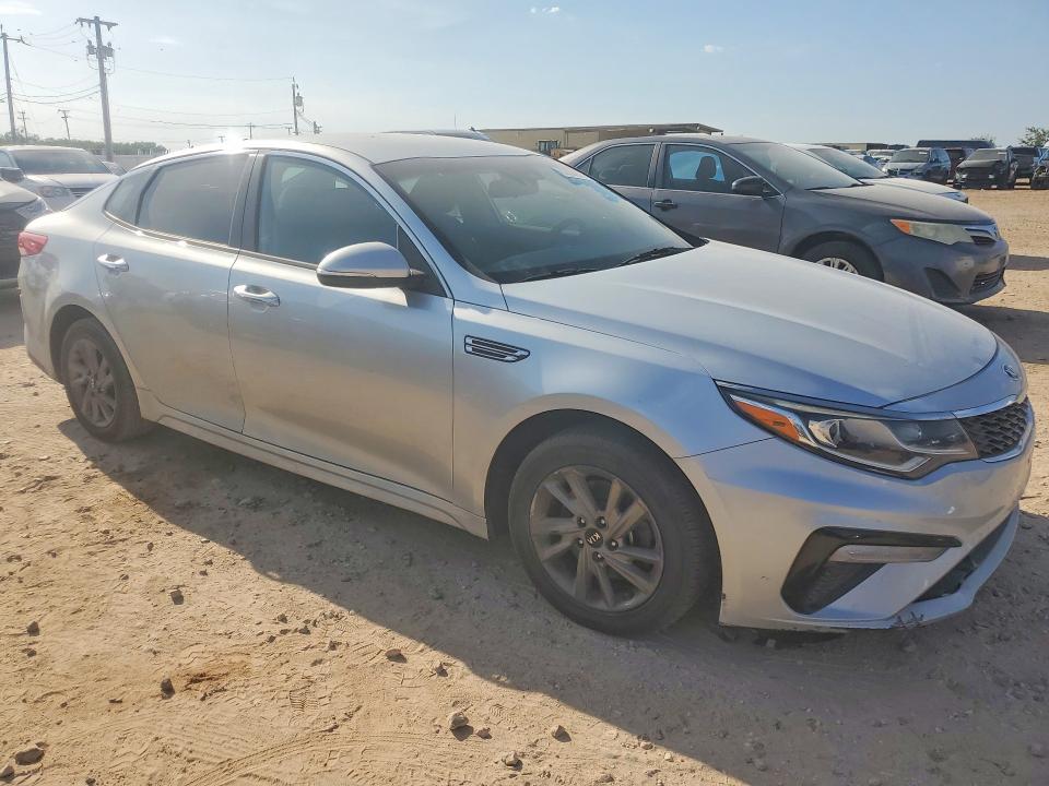 2020 Kia Optima მანქანა იყიდება აუქციონზე, vin: 5XXGT4L36LG435451, აუქციონის ნომერი: 63508906