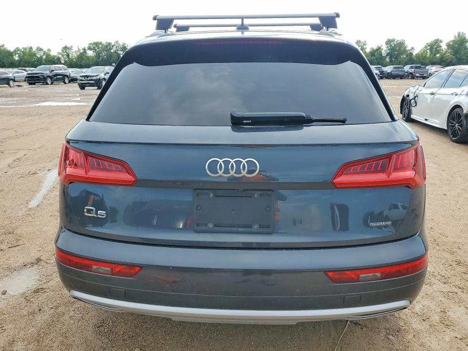 60624866 :رقم المزاد ، WA1ANAFY2L2019385 vin ، 2020 Audi Q5 مزاد بيع