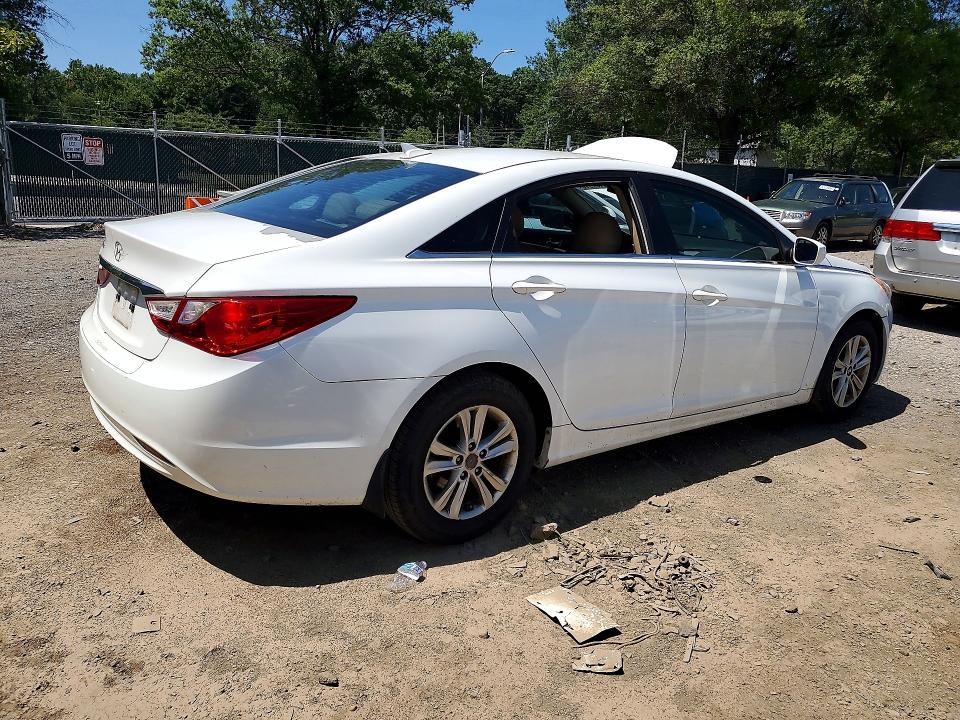 2013 Hyundai Sonata მანქანა იყიდება აუქციონზე, vin: 5NPEB4AC9DH593639, აუქციონის ნომერი: 62107916