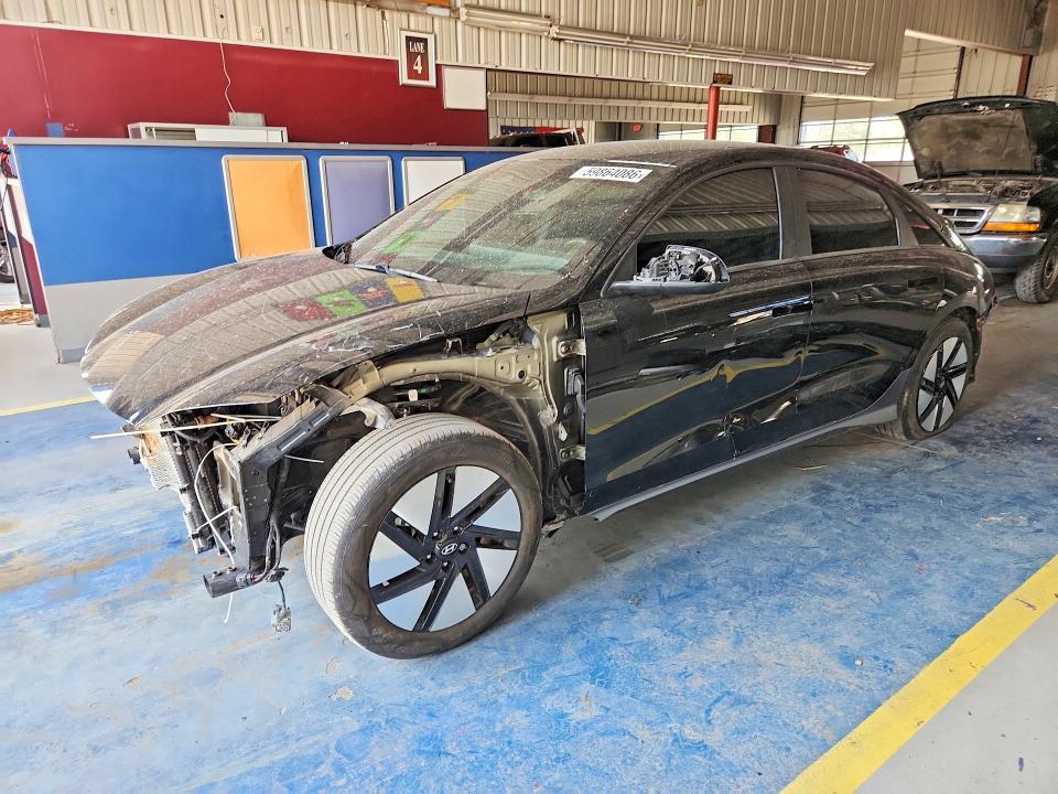 2024 Hyundai Ioniq 6 მანქანა იყიდება აუქციონზე, vin: KMHM24AAXRA065306, აუქციონის ნომერი: 59864086