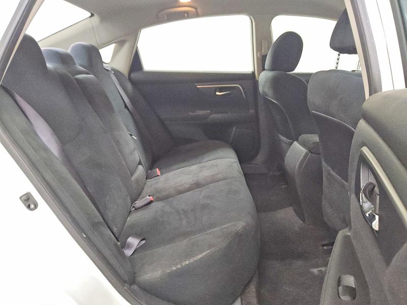 61064026 :رقم المزاد ، 1N4AL3AP7FC217678 vin ، 2015 Nissan Altima مزاد بيع