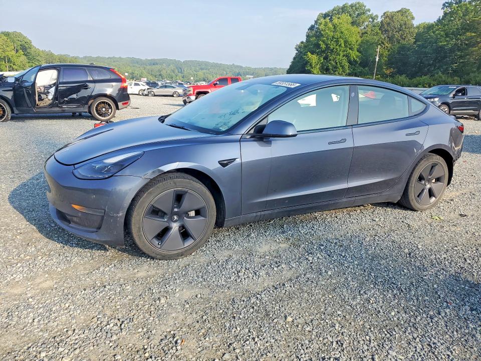 2022 Tesla Model 3 მანქანა იყიდება აუქციონზე, vin: 5YJ3E1EA8NF287067, აუქციონის ნომერი: 59551566