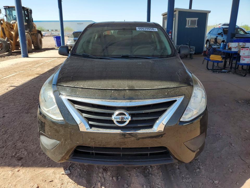 60039056 :رقم المزاد ، 3N1CN7APXFL921515 vin ، 2015 Nissan Versa مزاد بيع