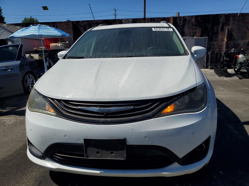 62353116 :رقم المزاد ، 2C4RC1N77JR358617 vin ، 2018 Chrysler Pacifica مزاد بيع