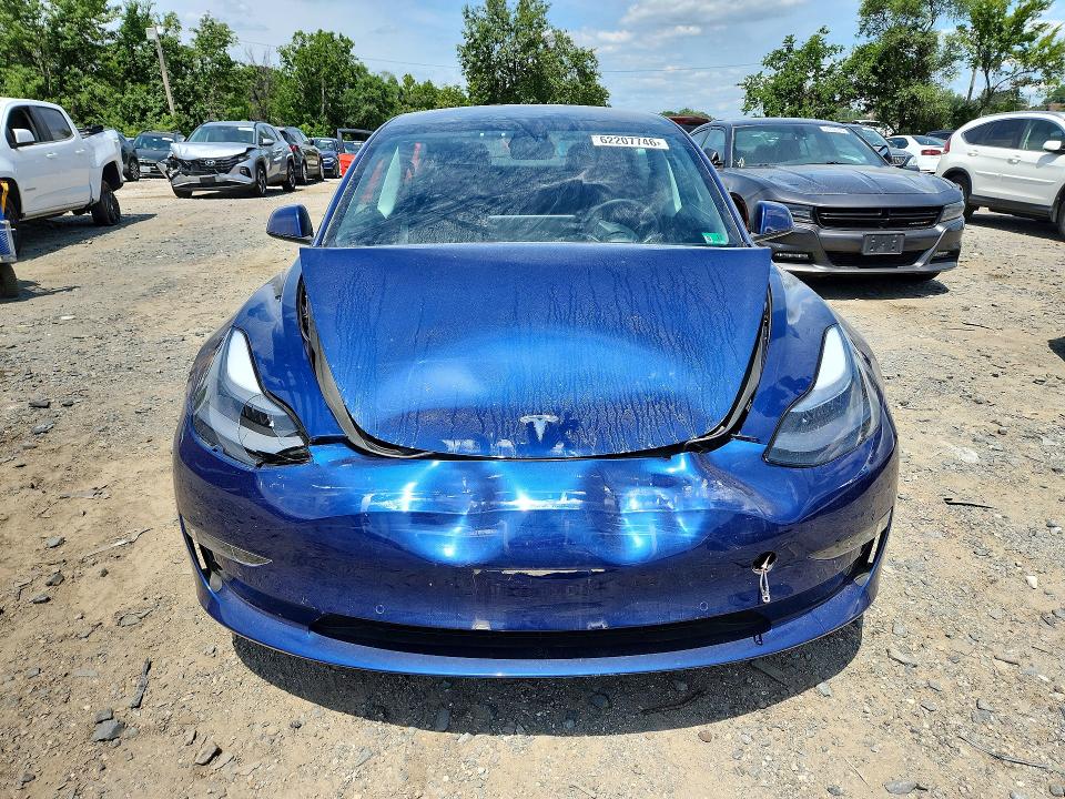 62207746 :رقم المزاد ، 5YJ3E1EB2MF049593 vin ، 2021 Tesla Model 3 مزاد بيع