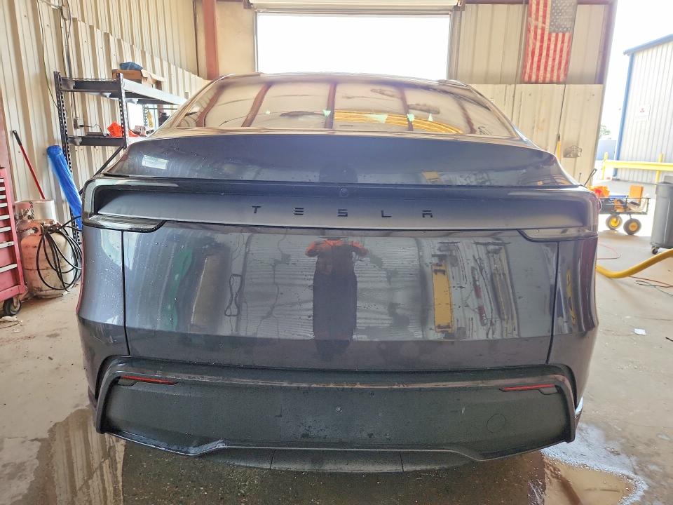 Продажа на аукционе авто 2026 Tesla Model Y, vin: 7SAYGDEDXTA470429, номер лота: 63172446