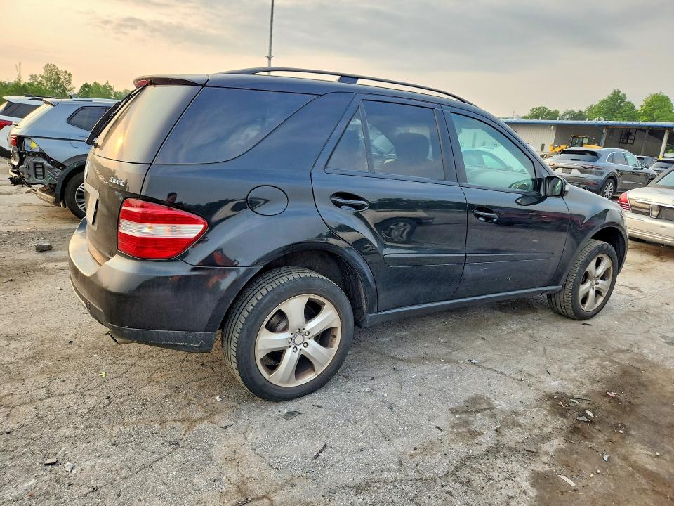 62902246 :رقم المزاد ، 4JGBB86E06A132033 vin ، 2006 Mercedes-benz Ml مزاد بيع