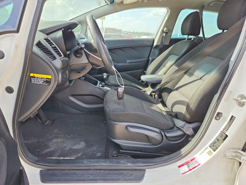 Auction sale of the 2017 Kia Forte5, vin: KNAFK5A86H5721702, lot number: 62844456