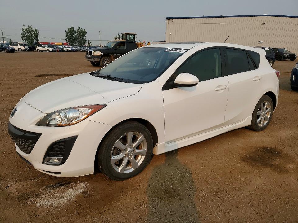 62690276 :رقم المزاد ، JM1BL1L58B1367626 vin ، 2011 Mazda 3 مزاد بيع