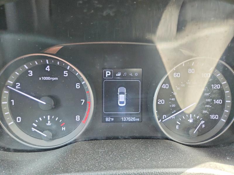 62873156 :رقم المزاد ، 5NPD84LFXJH231042 vin ، 2018 Hyundai Elantra مزاد بيع