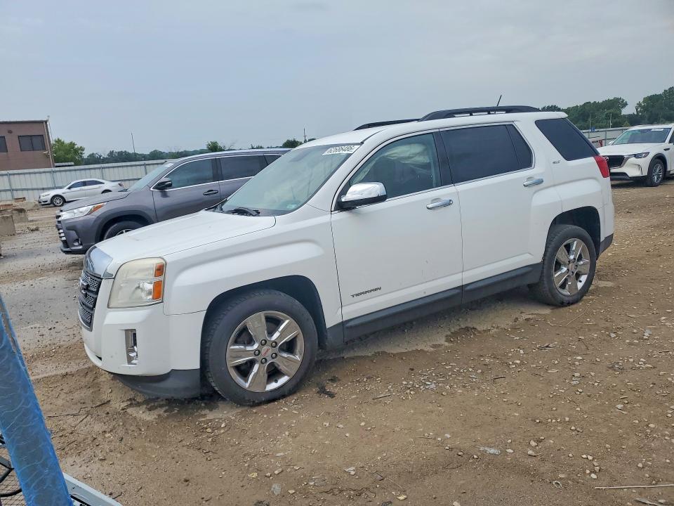 62686486 :رقم المزاد ، 2GKFLXEKXF6150500 vin ، 2015 Gmc Terrain مزاد بيع