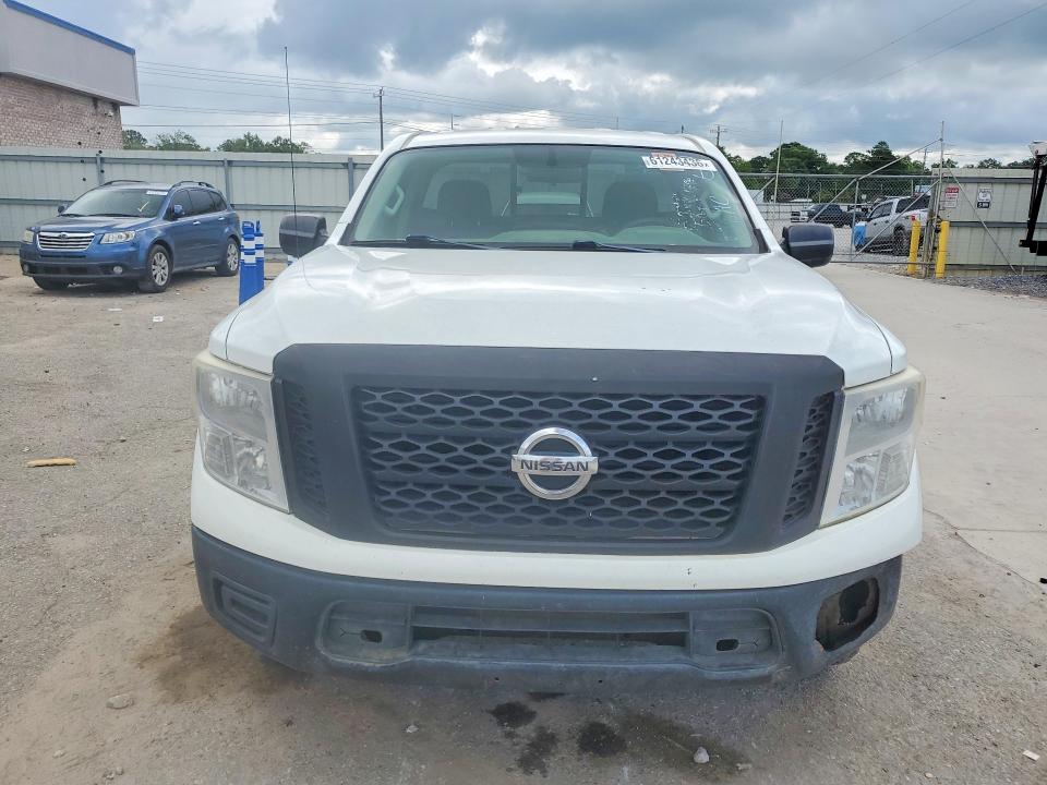 Продажа на аукционе авто 2017 Nissan Titan, vin: 1N6AA1R85HN565131, номер лота: 61243436
