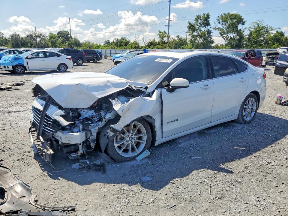 Продажа на аукционе авто 2019 Ford Fusion, vin: 3FA6P0LU2KR110464, номер лота: 62291906